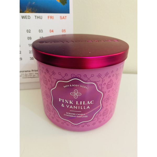Bath and Body Works scented candle
